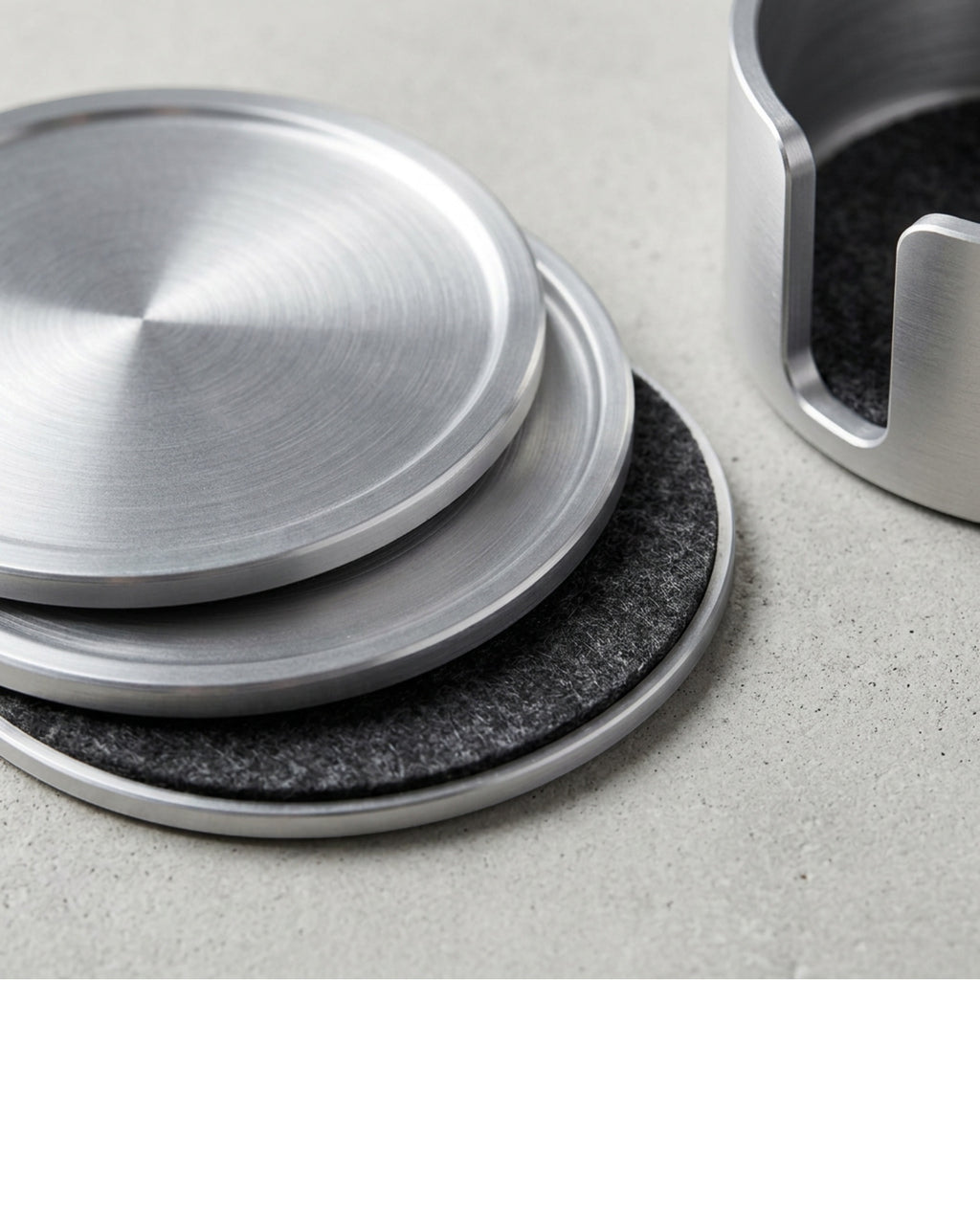 Zorao Brushed Aluminum Round Coasters Set of 4 with Stand Silver - Detail view